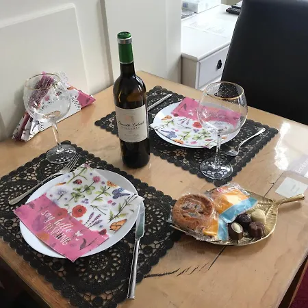 Bordeaux Bed & Breakfast *